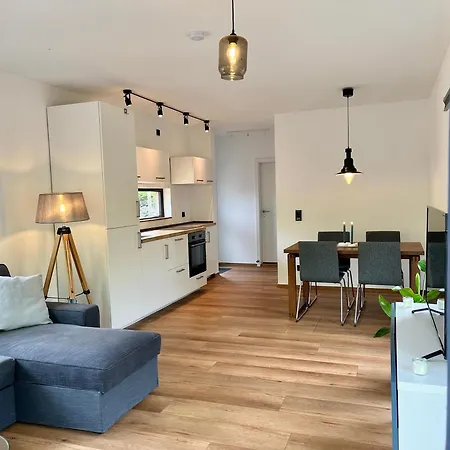 Hausboot Stoeckte Holiday home Winsen (Luhe)