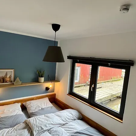 Holiday home Hausboot Stoeckte