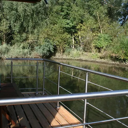 Hausboot Stoeckte Holiday home Winsen (Luhe)
